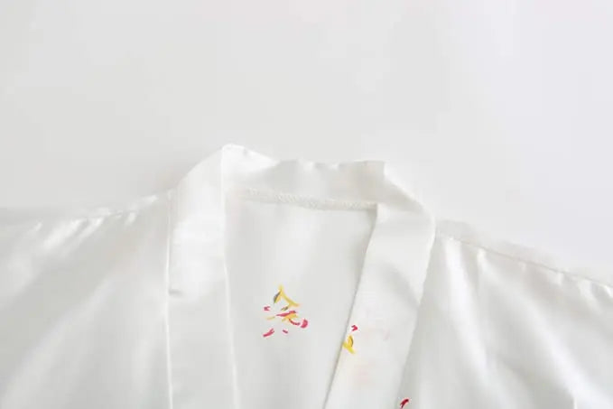 Luxury Floral Satin Silk Robe – Elegant Short-Sleeve Kimono Bathrobe for Brides, Bridesmaids, and Summer Lounging