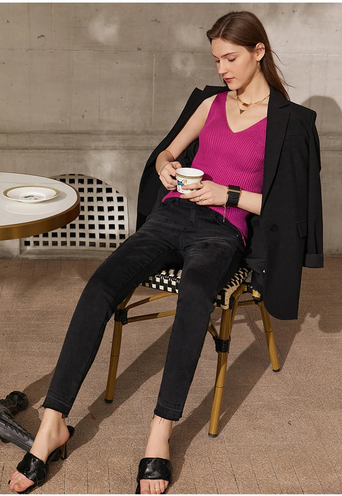 Minimalism V-Neck Knitted Camisole | Office Lady Tank