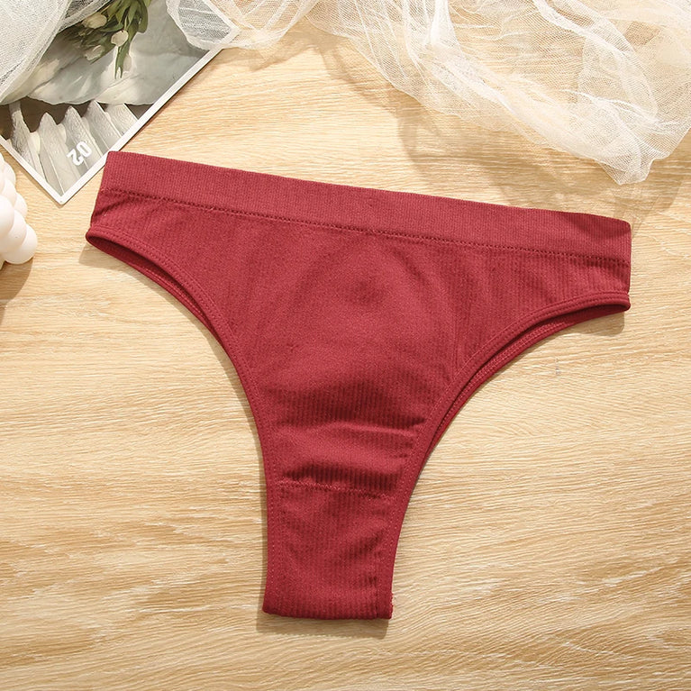 Seamless Brazilian Panties | Basic Mid-Rise Bikini