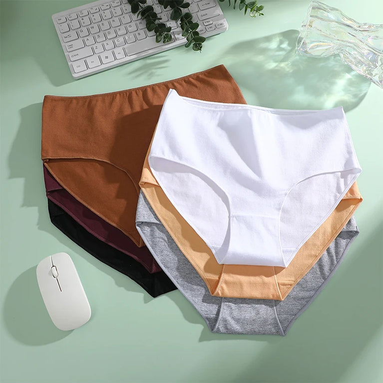 Comfort Cotton Panties (4-Pack) – Mid-Rise Seamless Breathable Briefs