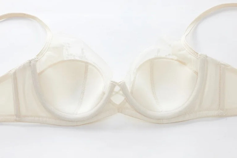 Floral Embroidery Plunge Push Up Bra Set – Elegant Underwire Lingerie