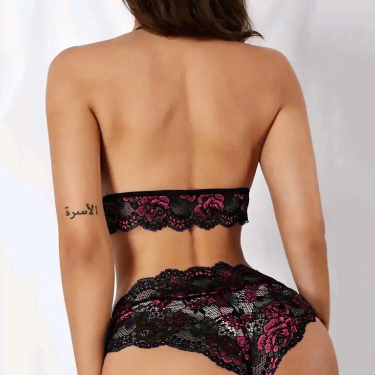 Front Closure Lace Bra & Brief Set – Sexy Two-Piece Lingerie