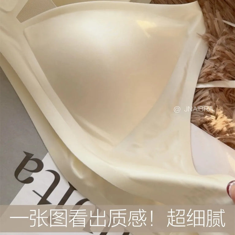 French Glossy Satin Seamless Bra | Deep-V Wireless Bralette