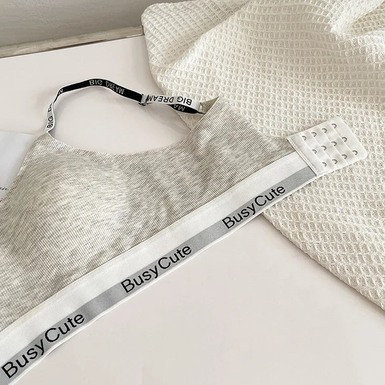 Seamless Deep V Cotton Bra – Wireless Everyday Comfort