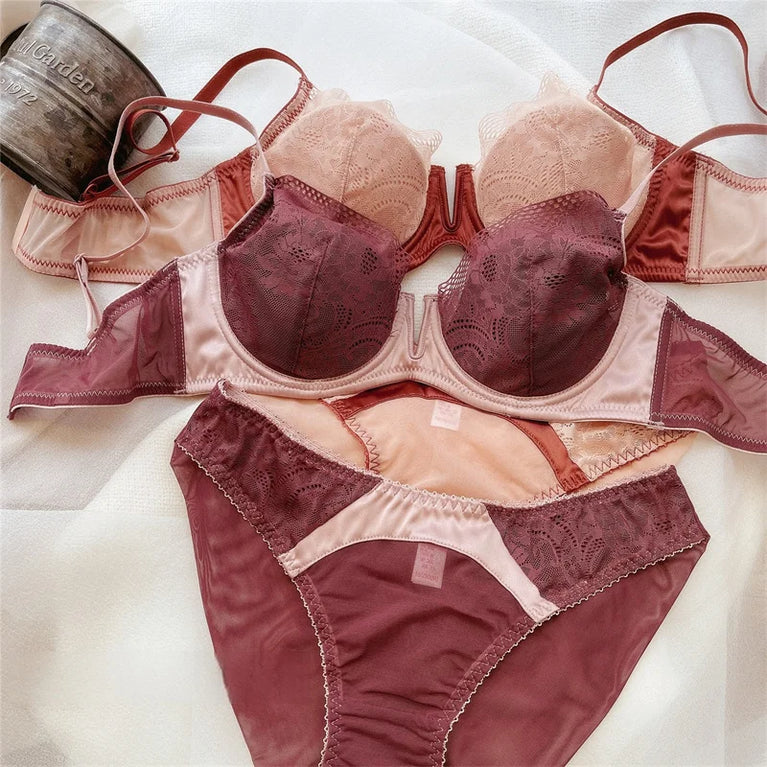 Floral Lace Plunge Push Up Bra Set – Elegant Underwire Lingerie