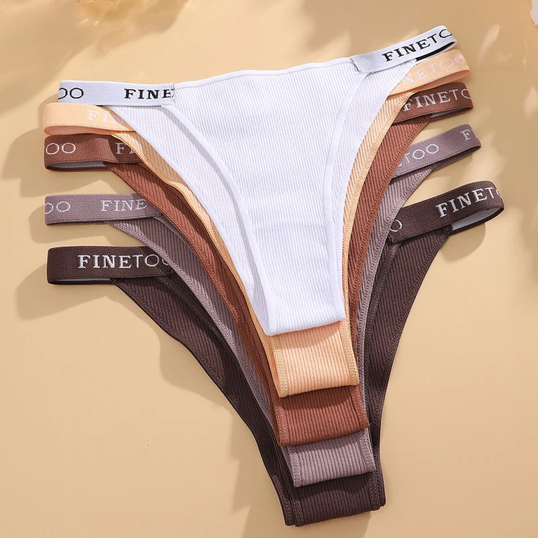 Seamless Cotton Briefs – Low-Rise Natural Comfort