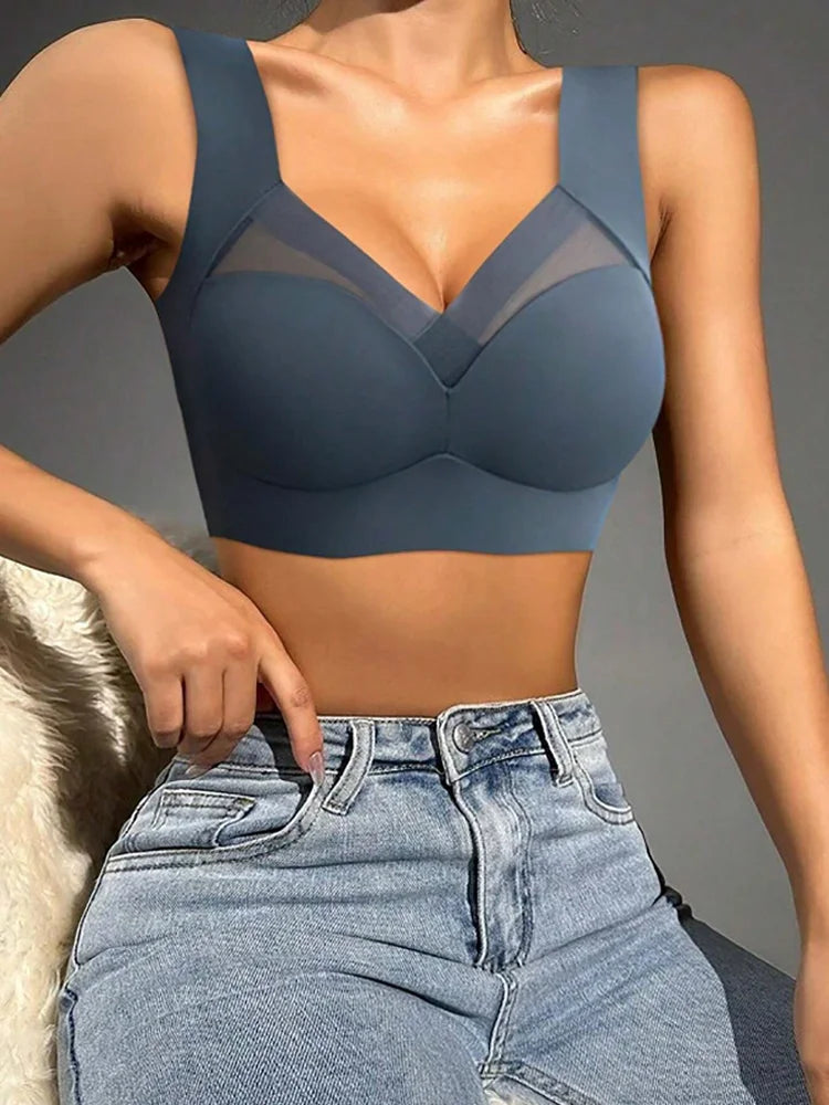 Seamless Lace Sport Bra – Wireless Push-Up Comfort