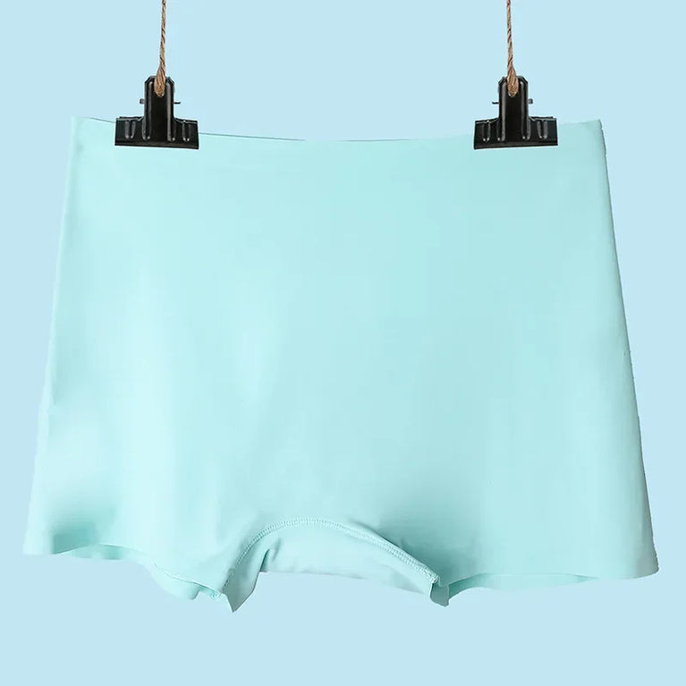Seamless Performance Boyshorts – Mid-Rise Invisible Comfort