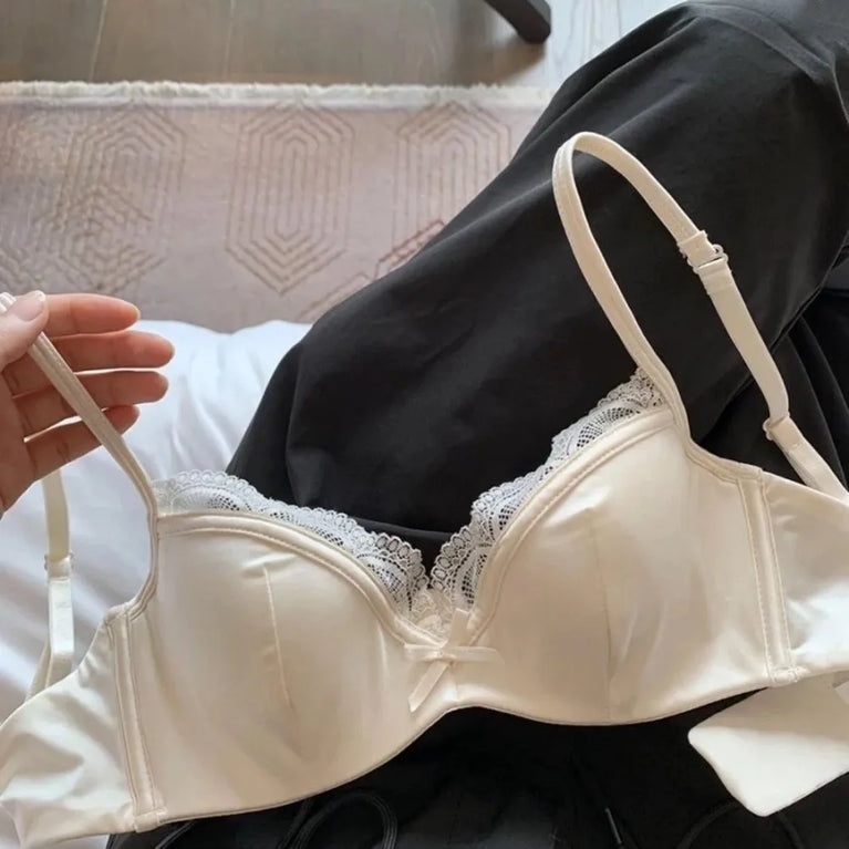 Satin Seamless V-Bra | Wireless Lace Push-Up Bralette