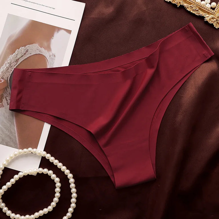 Seamless Performance Briefs – Low-Rise Invisible Support