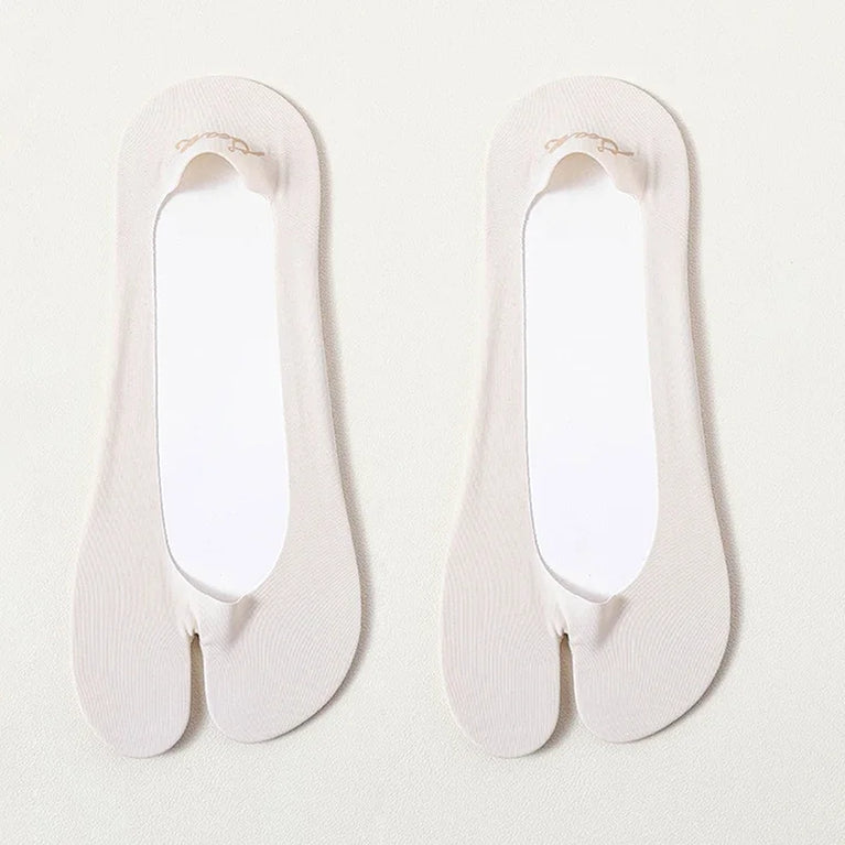 Women Ultra Thin Split Toe Invisible Boat Ankle Socks Summer