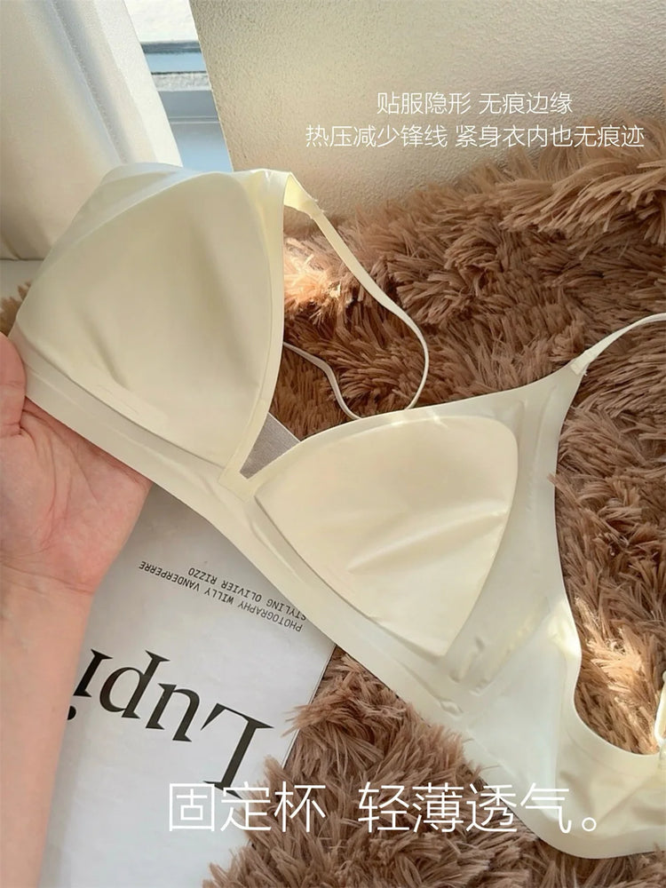 French Glossy Satin Seamless Bra | Deep-V Wireless Bralette