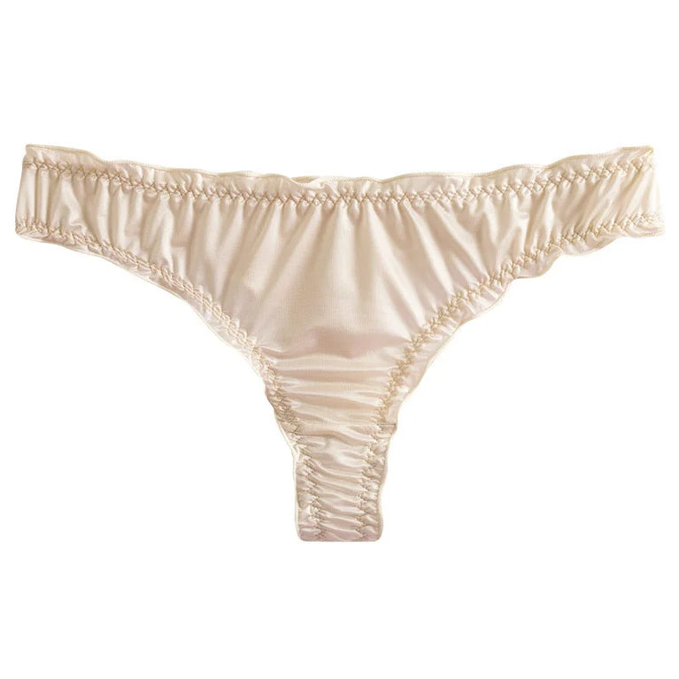 Seamless Ice Silk G-String Thong with Scalloped Edge – Thin Breathable Summer Panties for Women