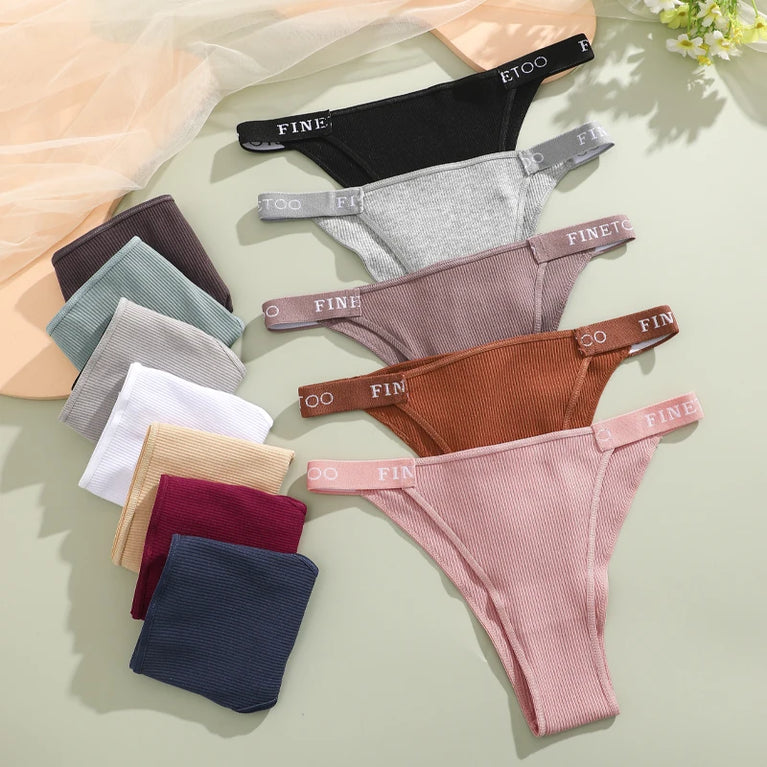 Seamless Cotton Briefs – Low-Rise Natural Comfort