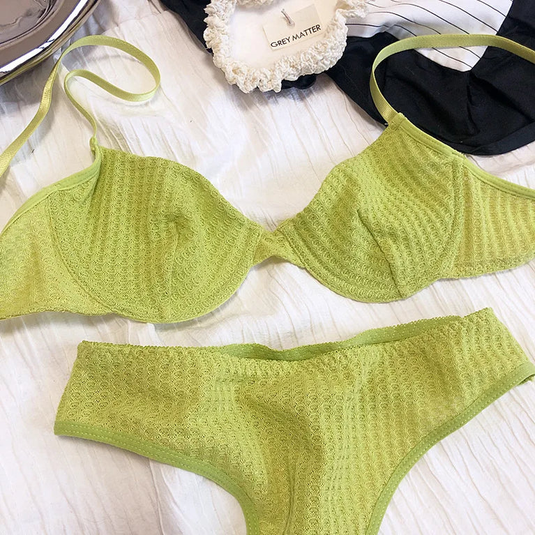 Plunge Push Up Wire-Free Bra & Brief Set – Seamless Sexy Lingerie