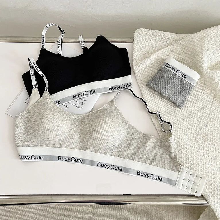 Seamless Deep V Cotton Bra – Wireless Everyday Comfort