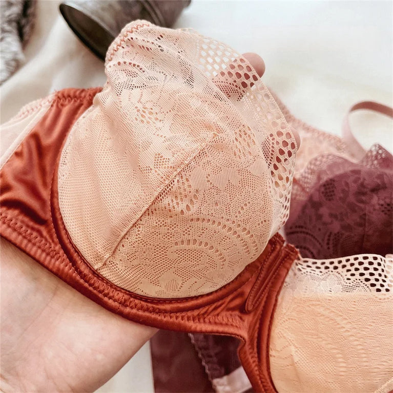 Floral Lace Plunge Push Up Bra Set – Elegant Underwire Lingerie