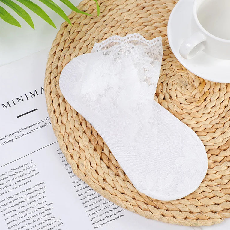 Women Lace Transparent Invisible Boat Socks for Summer Comfort