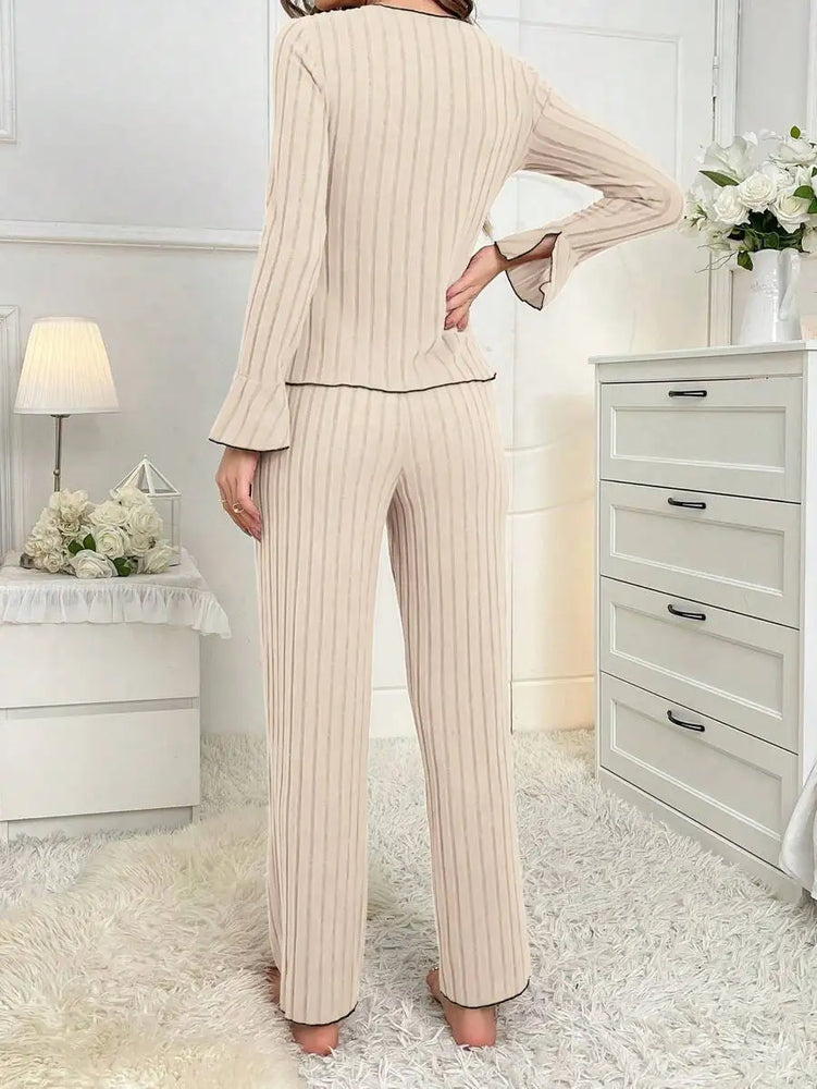 Women’s Knit Pajama Set | Long Sleeve & Ankle Length Pants