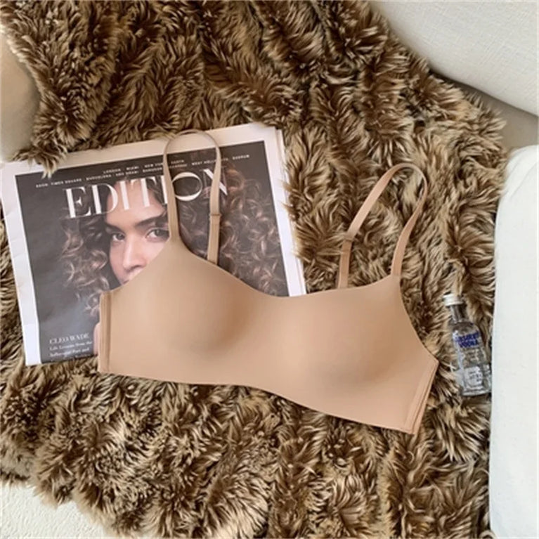 Seamless Half-Cup Bra – Wireless Lift & Convertible Support