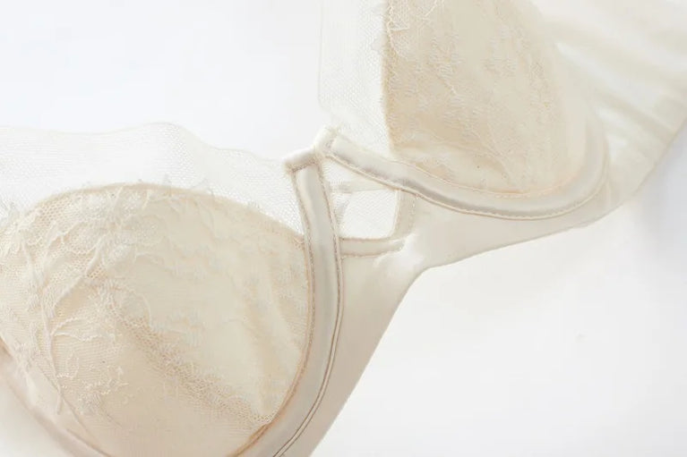 Floral Embroidery Plunge Push Up Bra Set – Elegant Underwire Lingerie
