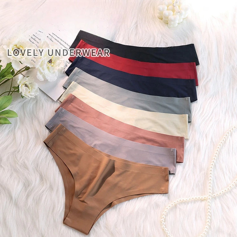 Seamless Performance Briefs – Low-Rise Invisible Support