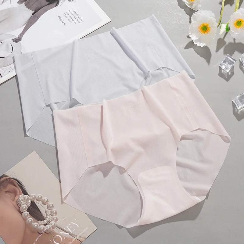 Ice Silk Seamless Briefs (3-Pack) – Low-Rise Ultra-Thin Quick-Dry Panties