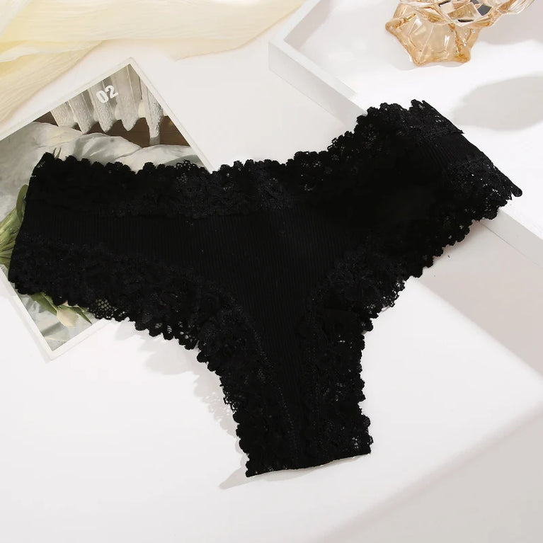 Lace-Trim Cotton Bikini – Low-Rise Comfort Knickers