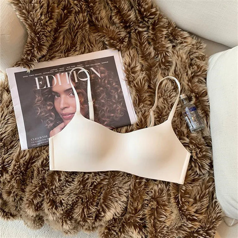 Seamless Half-Cup Bra – Wireless Lift & Convertible Support