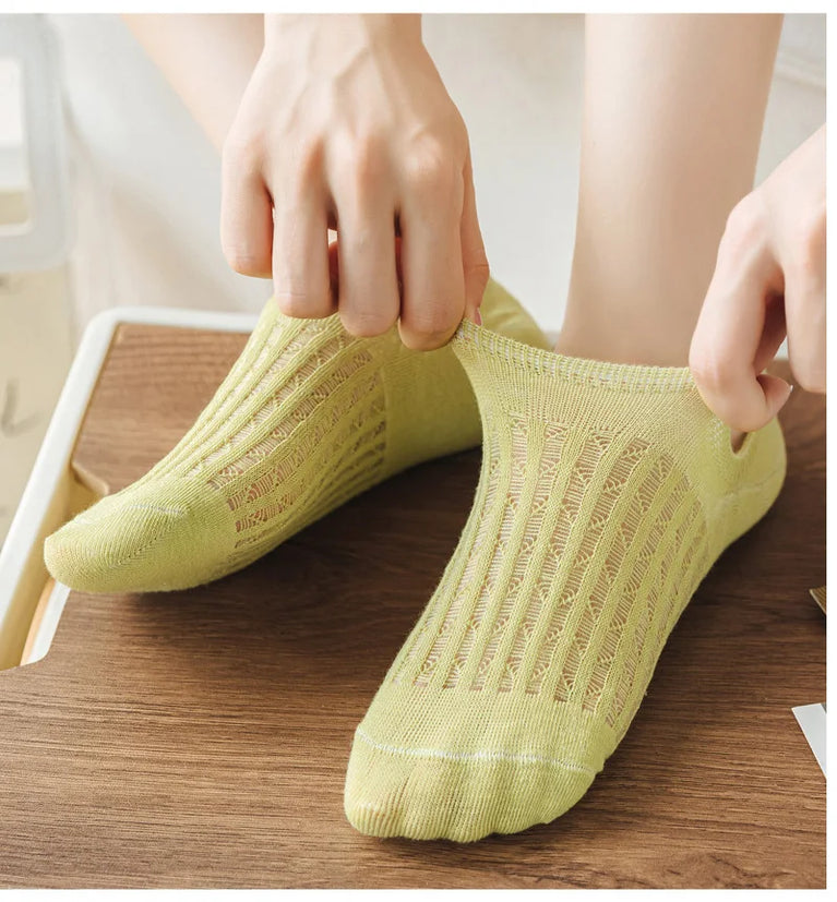 Invisible Lace Boat Socks | Non-Slip Silicone Summer Liner