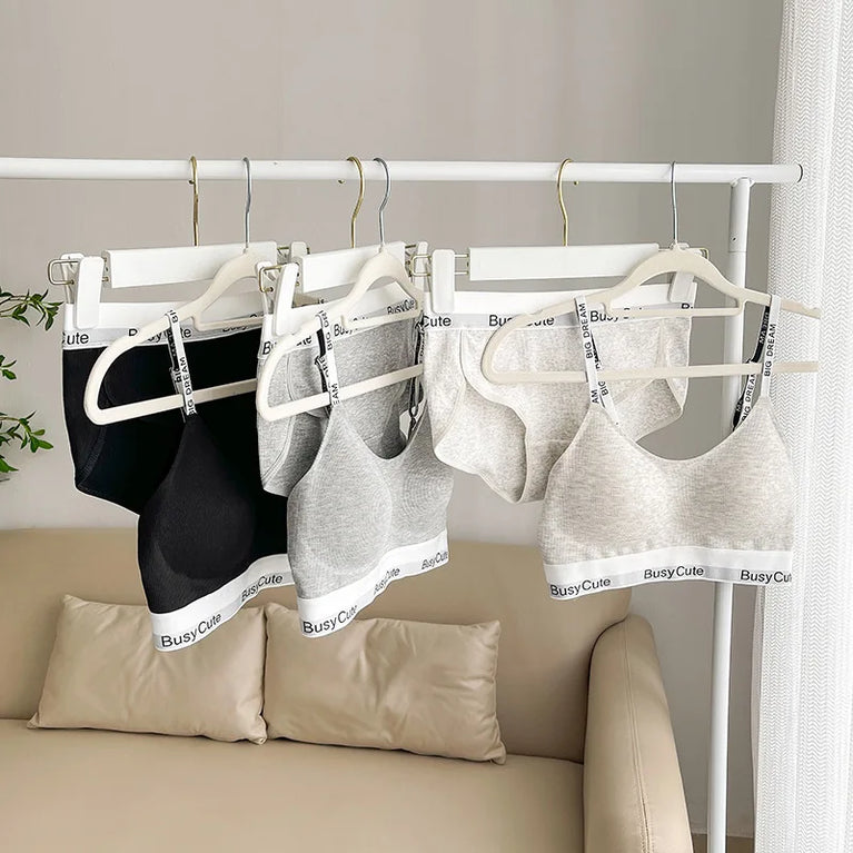 Seamless Deep V Cotton Bra – Wireless Everyday Comfort