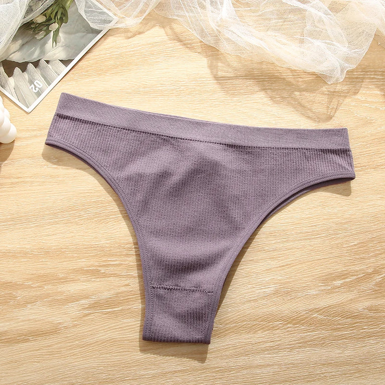 Seamless Brazilian Panties | Basic Mid-Rise Bikini