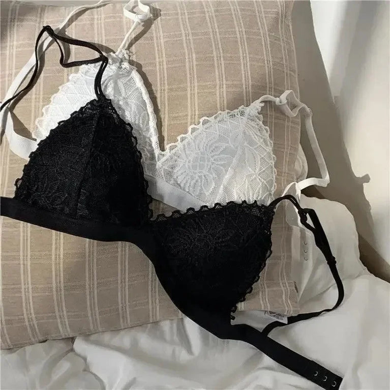 French Lace Triangle Bralette | Seamless Wireless Support