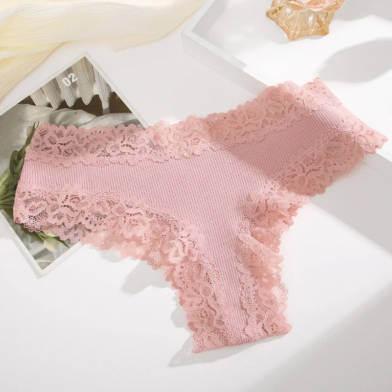 Lace-Trim Cotton Bikini – Low-Rise Comfort Knickers