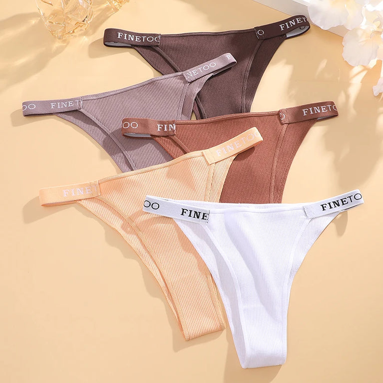 Seamless Cotton Briefs – Low-Rise Natural Comfort