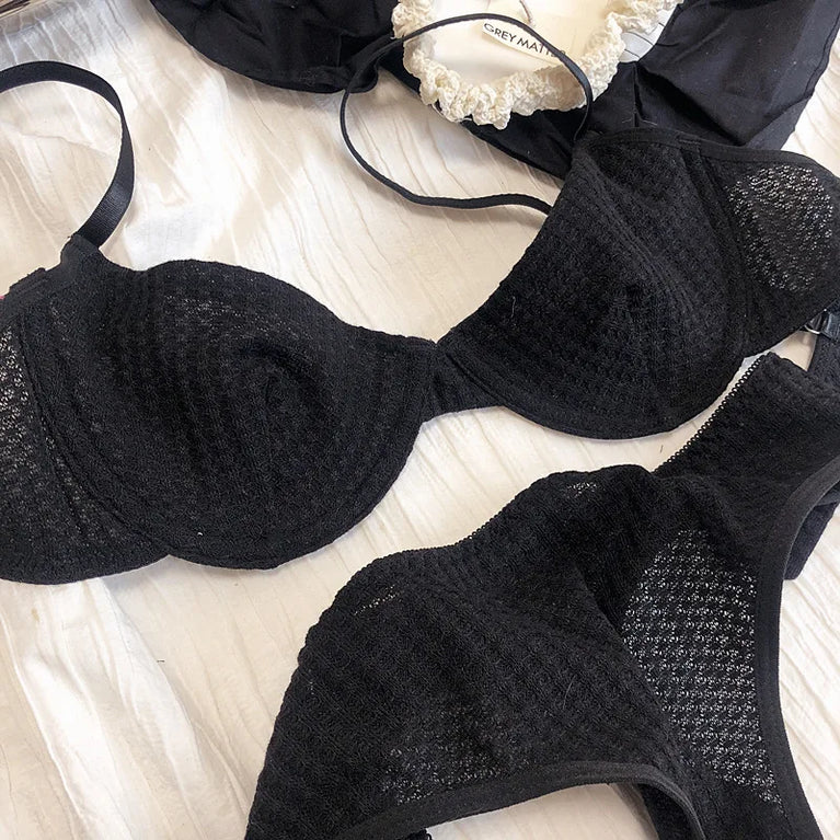 Plunge Push Up Wire-Free Bra & Brief Set – Seamless Sexy Lingerie