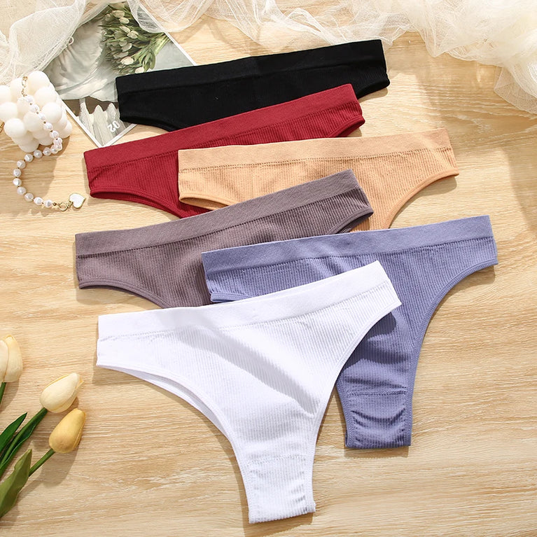 Seamless Brazilian Panties | Basic Mid-Rise Bikini