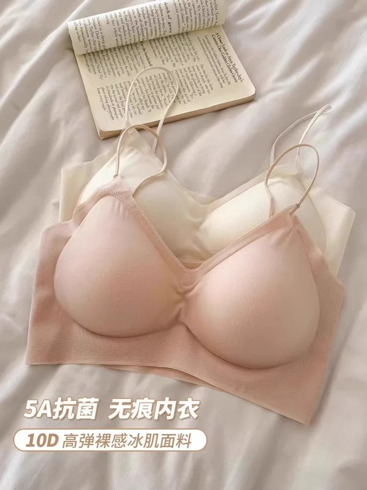 Summer V-Neck Seamless Bralette | Gathered No-Trace Comfort