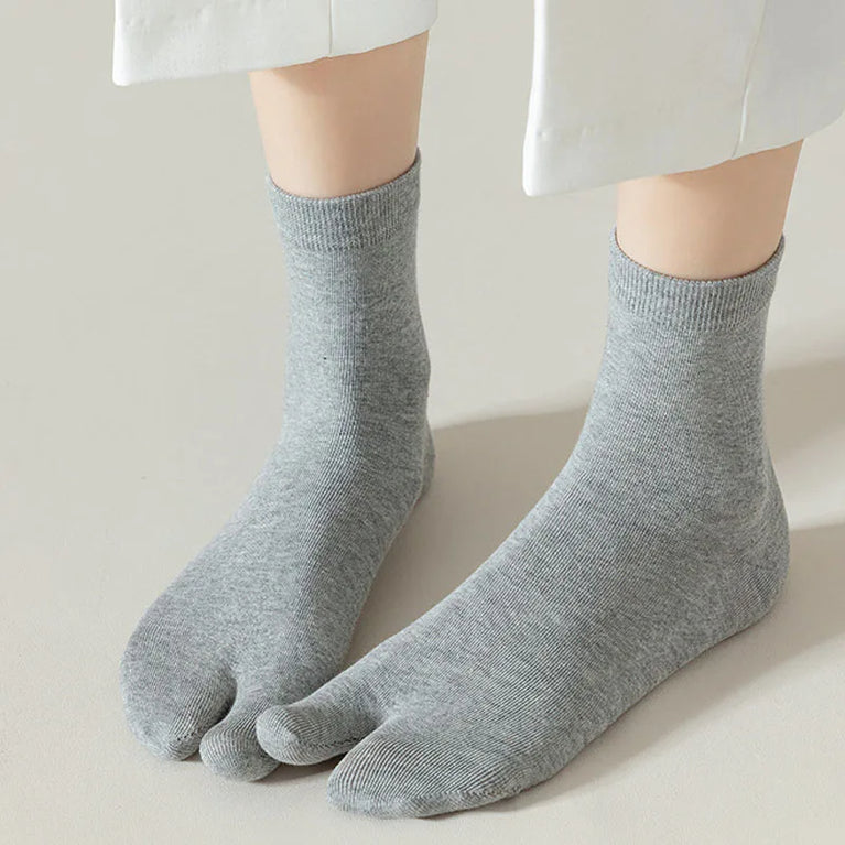 Women Cotton Five Toe Breathable Middle Tube Casual Socks