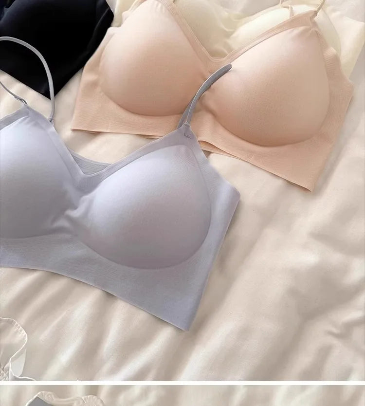 Summer V-Neck Seamless Bralette | Gathered No-Trace Comfort