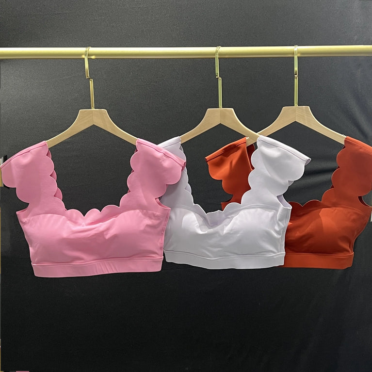 Performance Yoga Top – High-Stretch Seamless Support