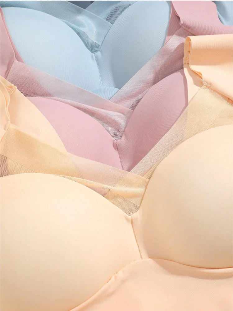 Seamless Lace Sport Bra – Wireless Push-Up Comfort