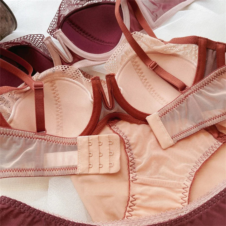 Floral Lace Plunge Push Up Bra Set – Elegant Underwire Lingerie